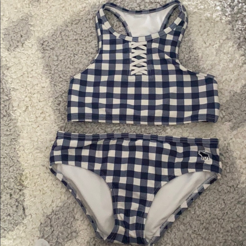 ABERCROMBIE TWO PIECE SET